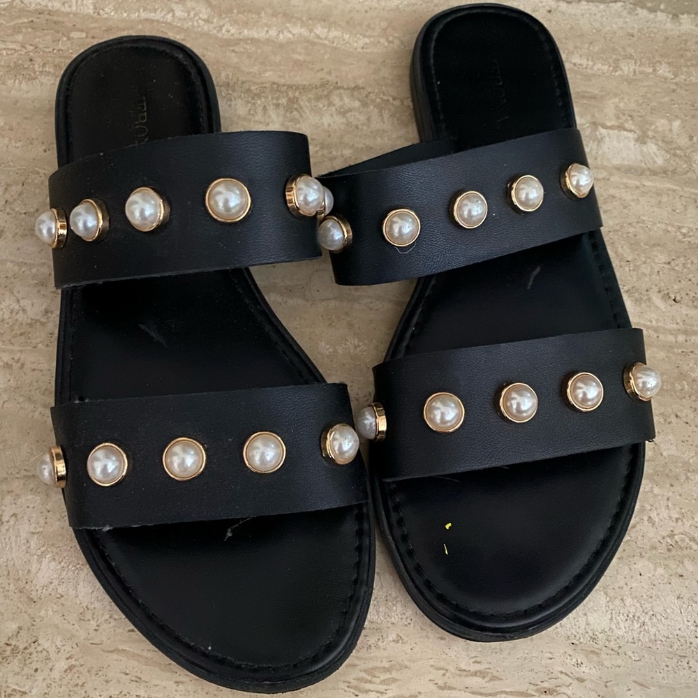 Merona Slides - Size 6.5